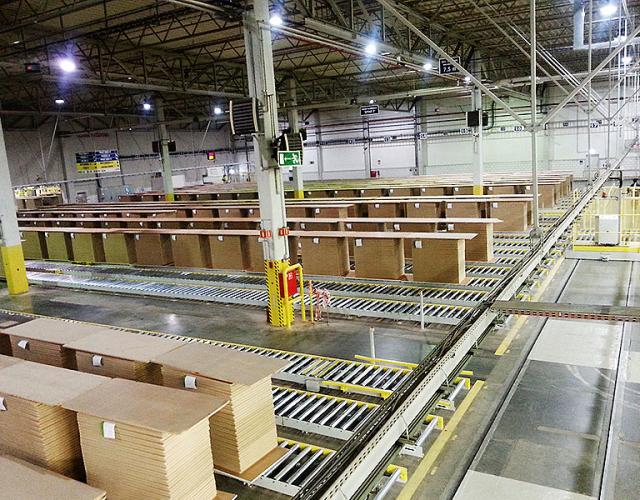 Convoyeur  rouleaux de palettes et charges lourdes